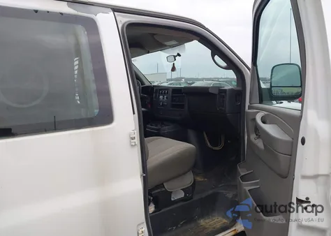 2013 GMC Savana 2500 Work Van z USA, uszkodzony, nr VIN 1GTW7FCG9D1101801